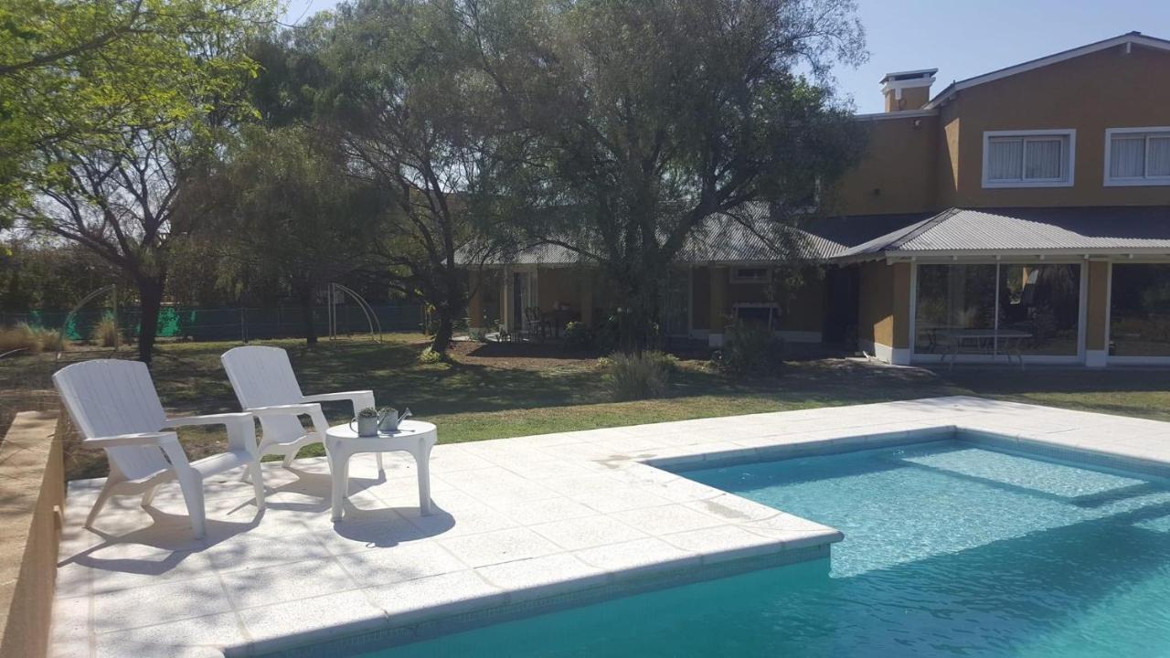 CASA MA RIE a 3km del Aeropuerto Podes dejar tu auto Villa Allende Exterior foto